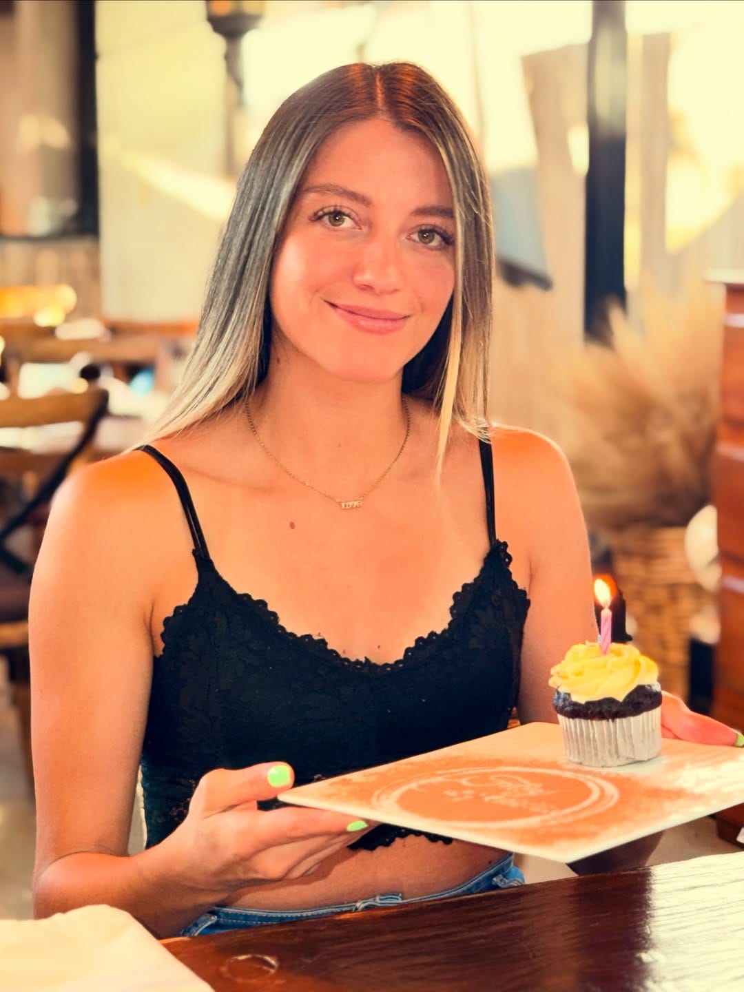 Post 2 by Franchesca Salmerón Orea on Instagram (carousel)
