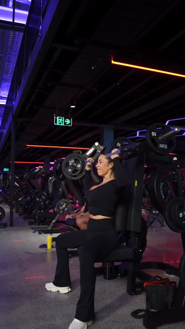 Post 1 by Korri Loader FMG FITNESS PRO on Instagram (video)