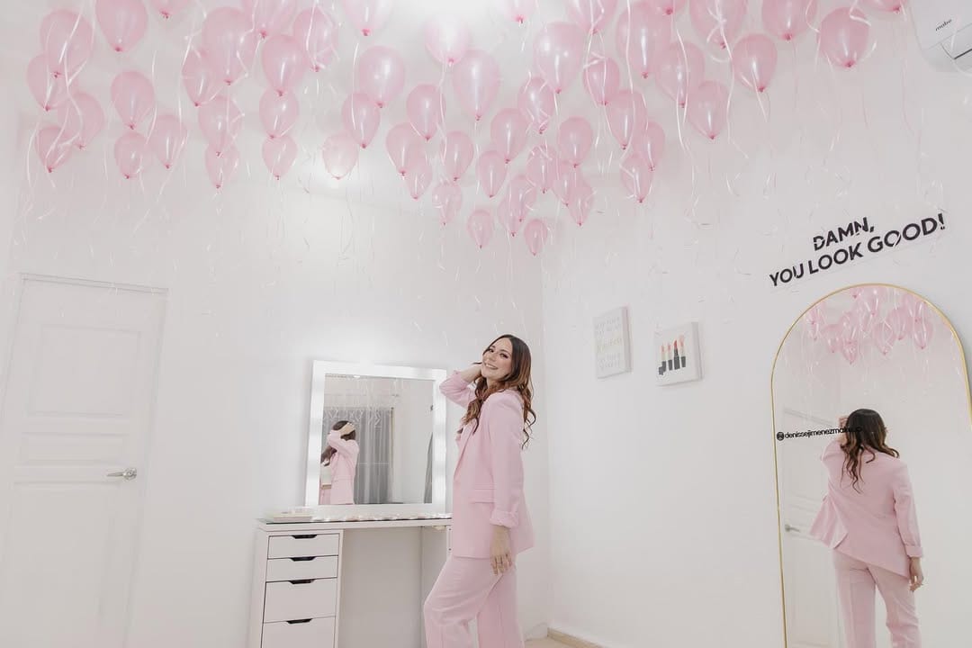 Post 9 by Denisse Jiménez Makeup Studio on Instagram (carousel)