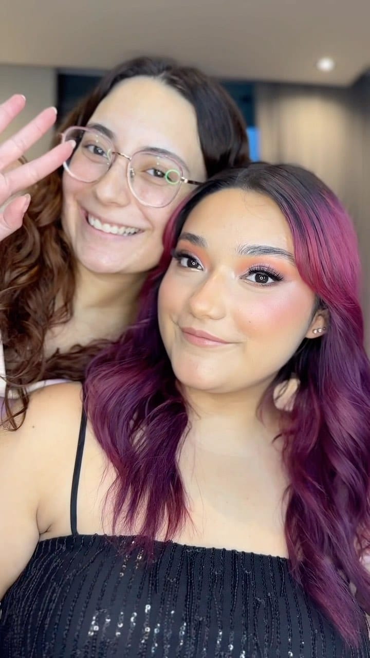 Post 8 by Denisse Jiménez Makeup Studio on Instagram (video)