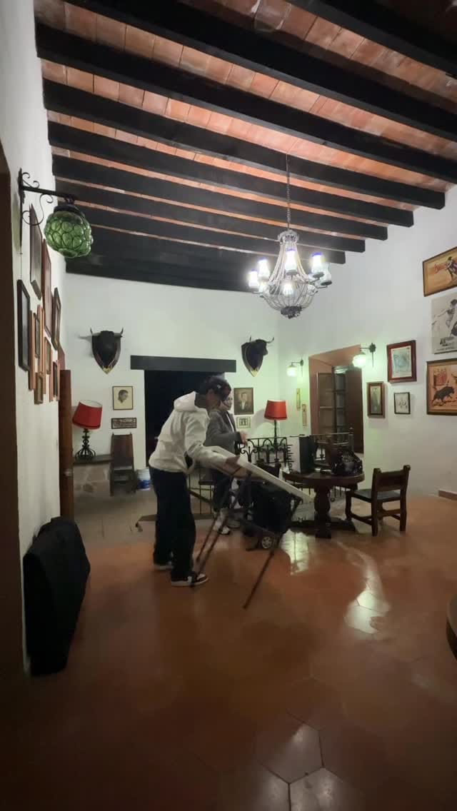 Post 2 by Ilce Porras on Instagram (video)