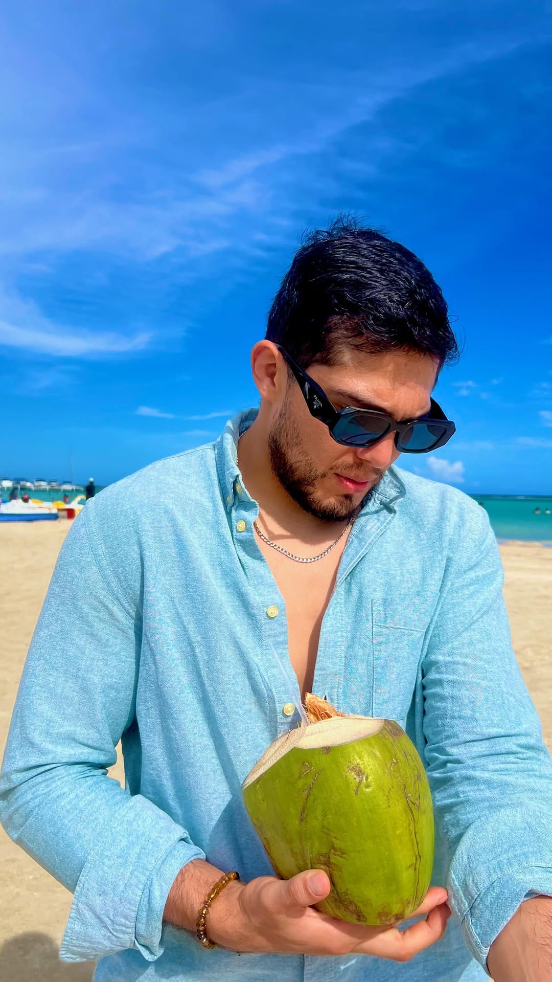Post 3 by Samuel Ayala on Instagram (video)