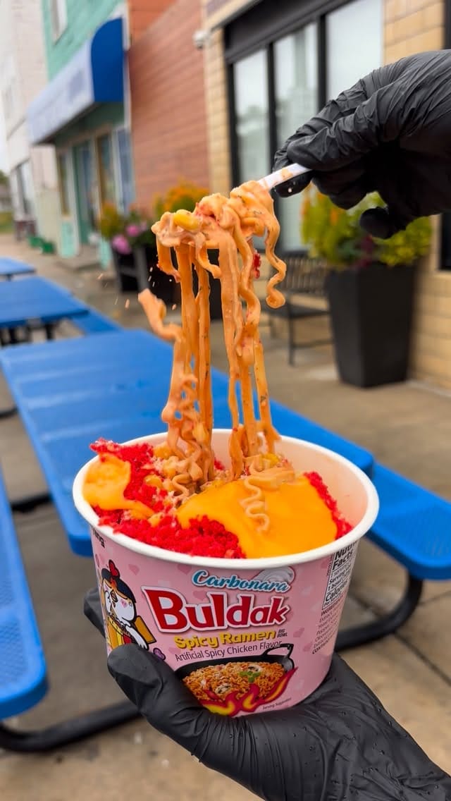 Post 8 by Tipico Helado on Instagram (video)