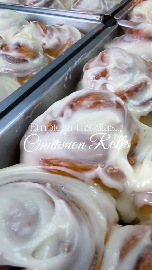 Post 5 by Milk Repostería on Instagram (video)