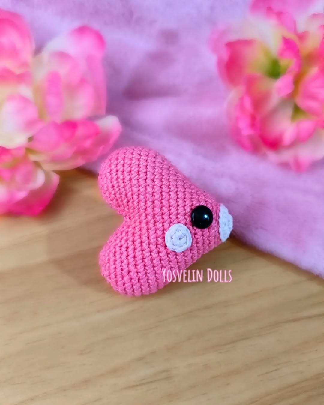 Post 9 by Yosvelin Dolls • Amigurumi Crochet ✨🧶🧸 on Instagram (carousel)