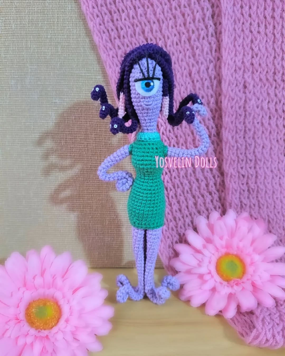 Post 6 by Yosvelin Dolls • Amigurumi Crochet ✨🧶🧸 on Instagram (carousel)