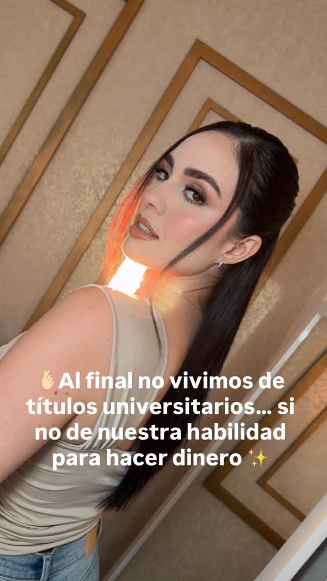 Post 7 by Romina López Makeup💄 on Instagram (video)