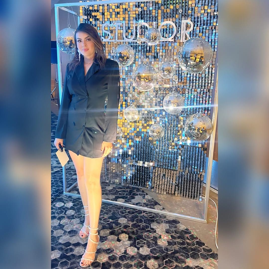 Post 10 by Romina López Makeup💄 on Instagram (carousel)