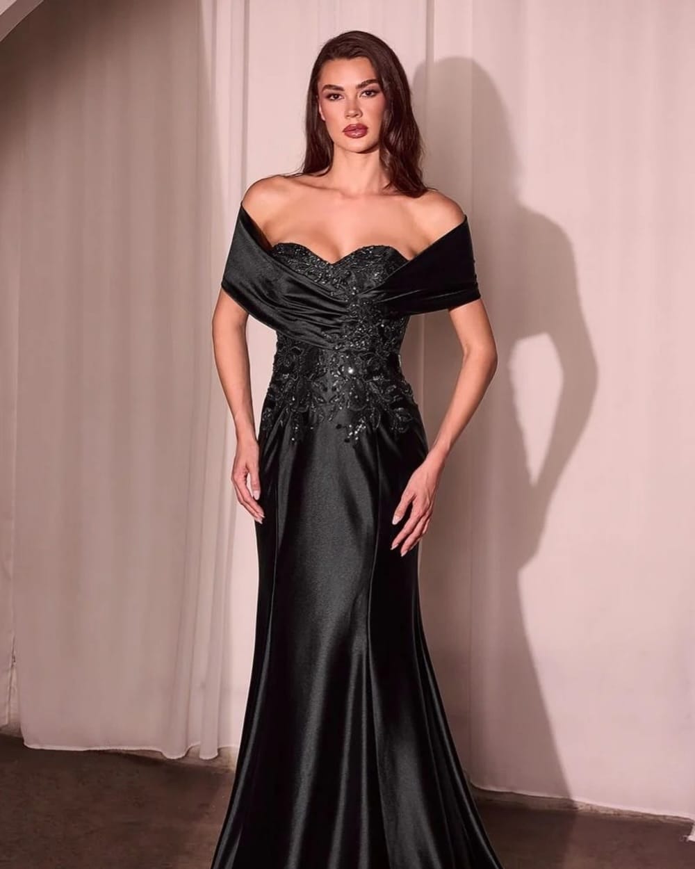 Post 2 by The Dress & Makeup Studio on Instagram (image)