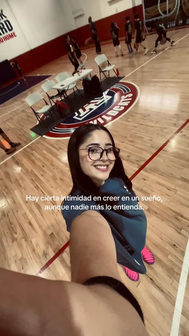 Post 4 by Mia Delgado on Instagram (video)