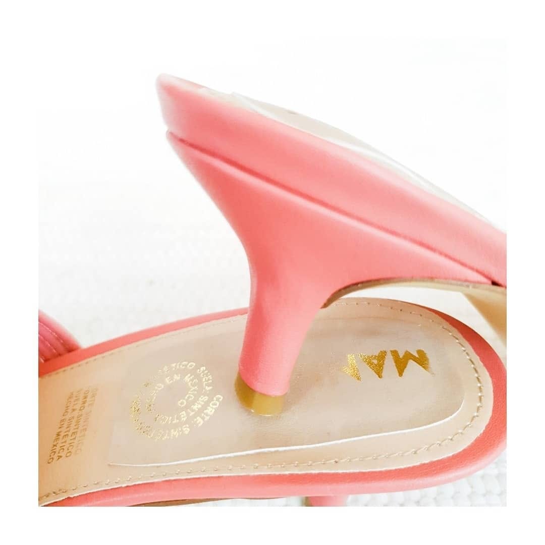 Post 7 by SHOE BOUTIQUE ONLINE STORE on Instagram (carousel)