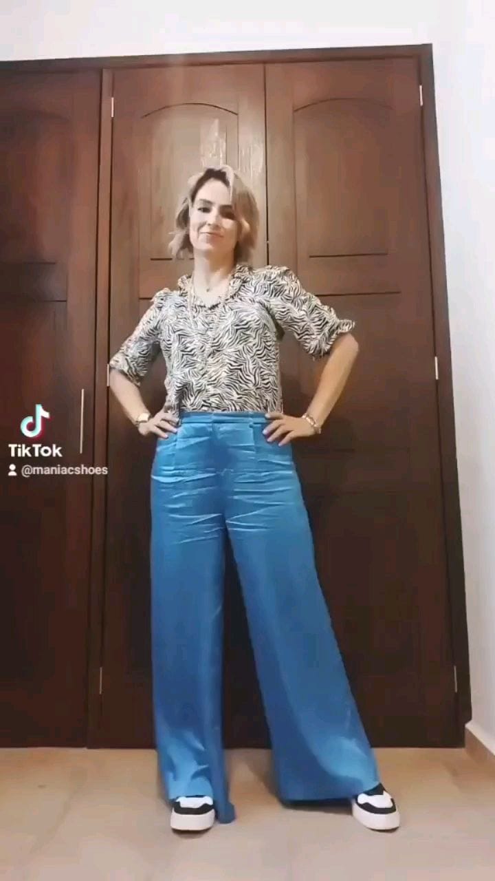 Post 1 by SHOE BOUTIQUE ONLINE STORE on Instagram (video)