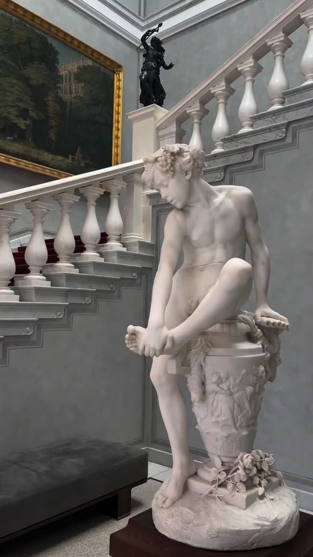 Post 5 by Il ragazzo che indossa Caravaggio 🇮🇹 on Instagram (video)