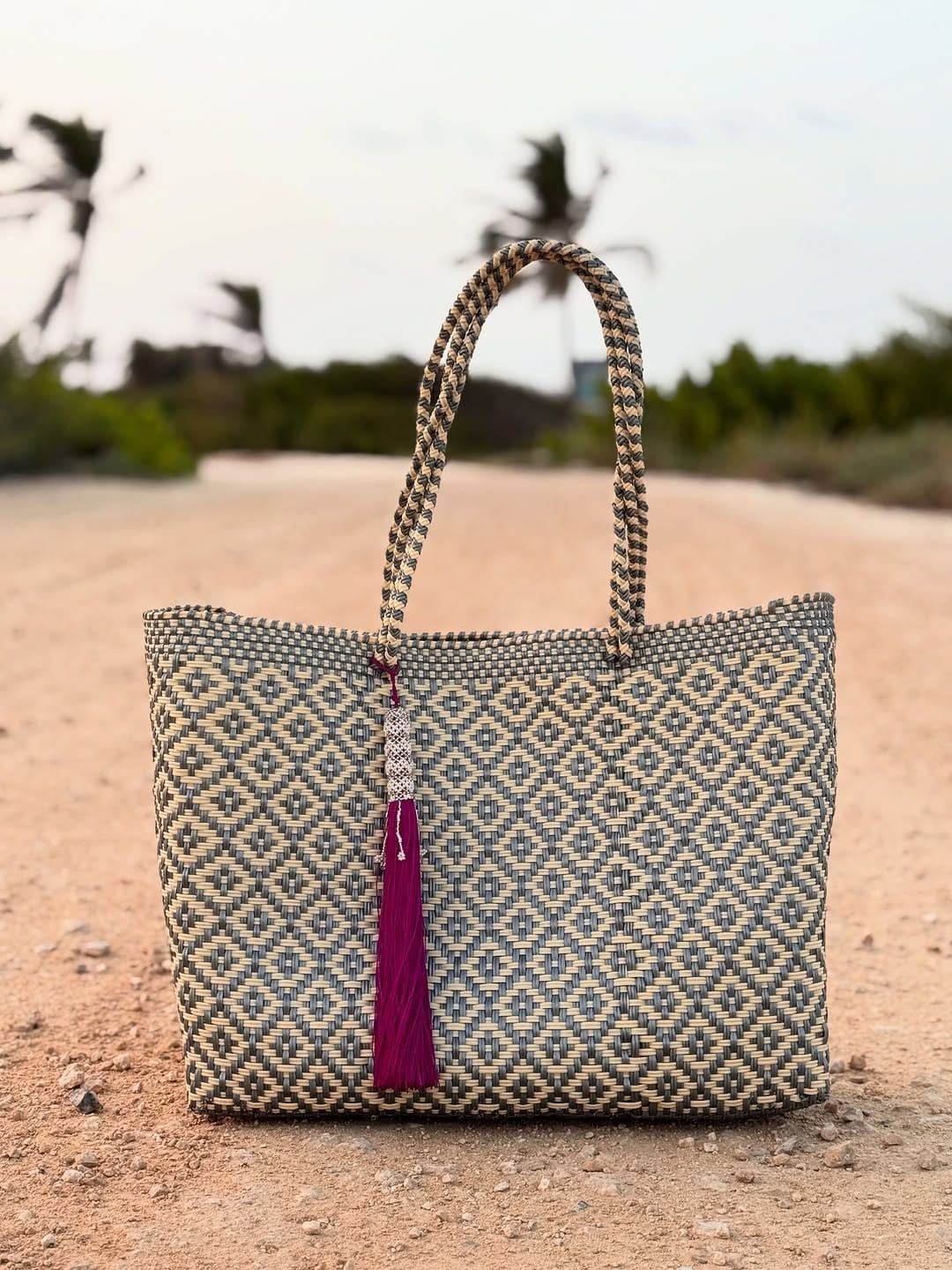 Post 6 by BOHAI  Bolsas Artesanales on Instagram (image)