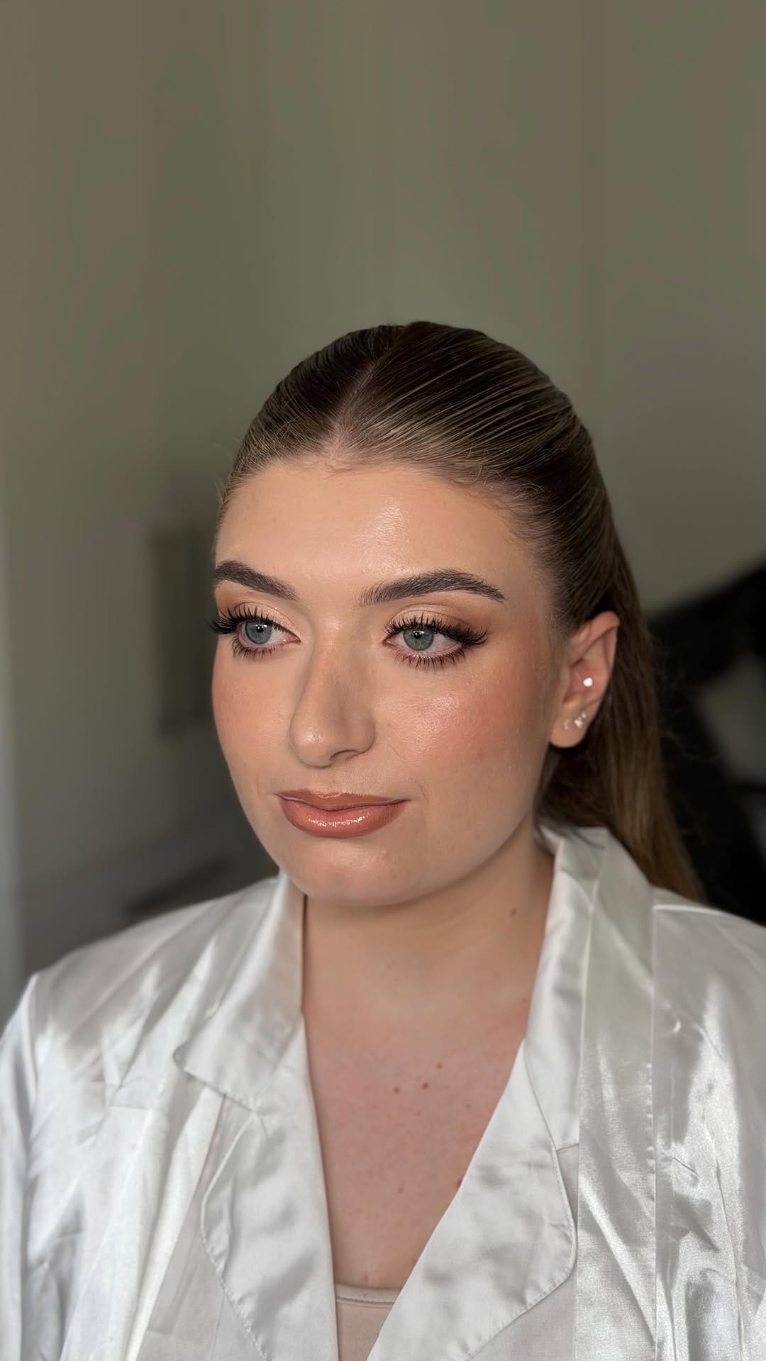 Post 4 by Flawless Professional Make Up on Instagram (video)