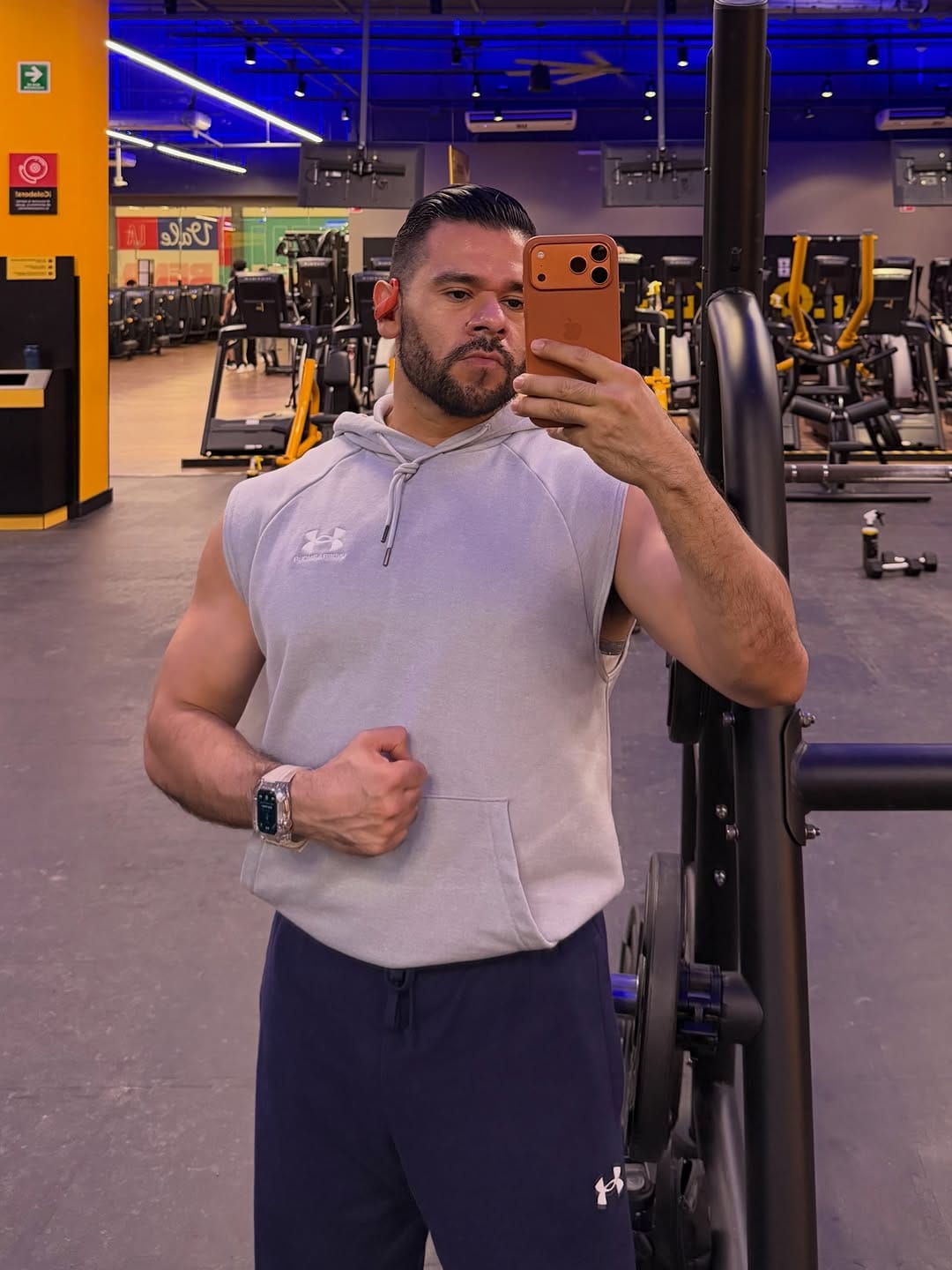Post 9 by Rey Mejia 💪🏻🤴🏻🏆🥇 on Instagram (carousel)