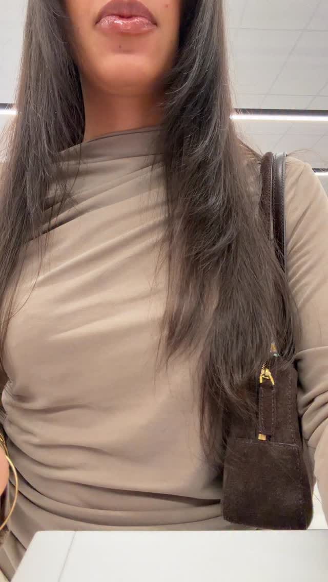 Post 2 by BEAUTYBYJOS.COM on Instagram (video)