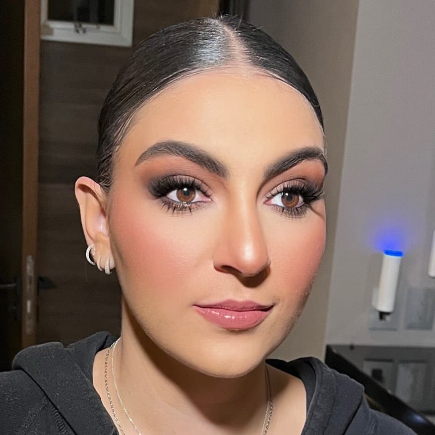 Post 3 by BRIDAL MAKEUP ARTIST on Instagram (image)