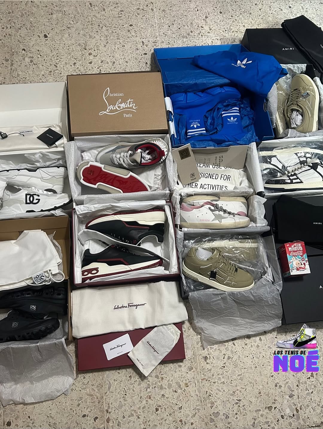 Post 4 by Los Tenis de Noé on Instagram (carousel)