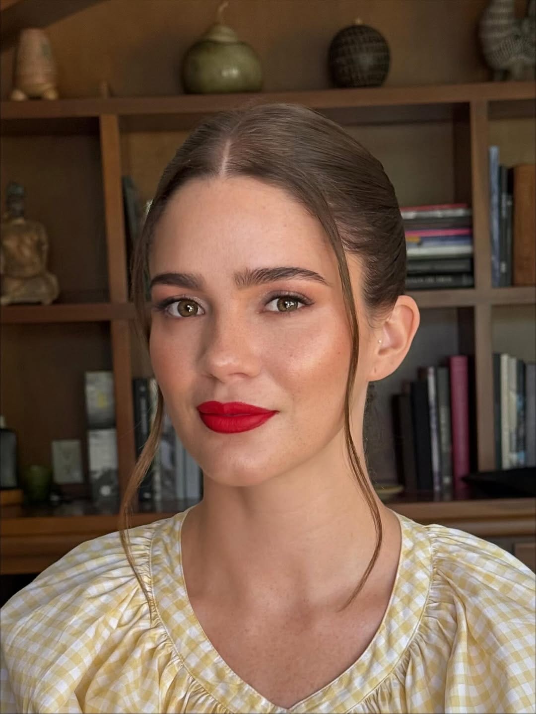 Post 5 by Andrea Gonzalez Makeup on Instagram (carousel)