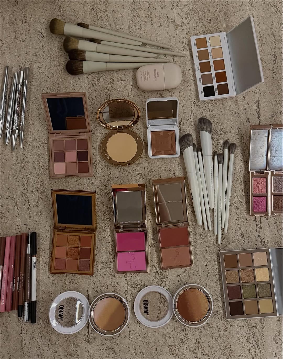 Post 2 by Andrea Gonzalez Makeup on Instagram (carousel)