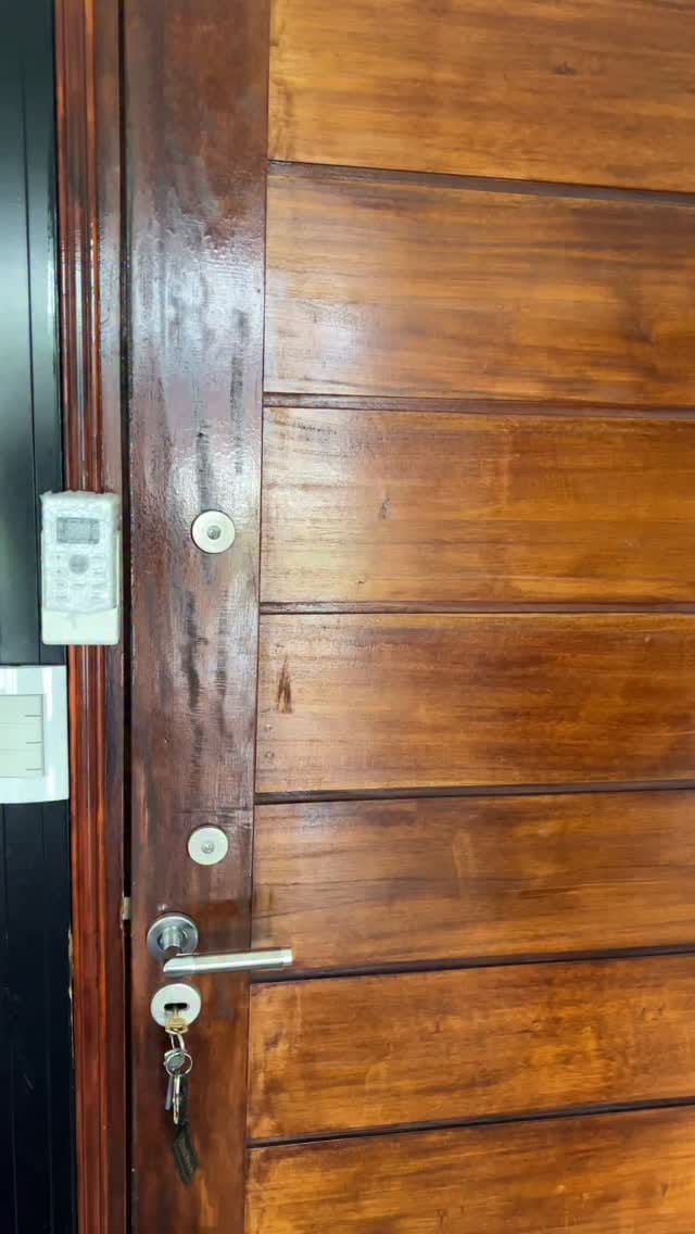 Post 8 by LD CALZADOS on Instagram (video)