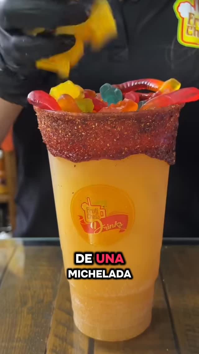 Post 6 by Frutichela México on Instagram (video)