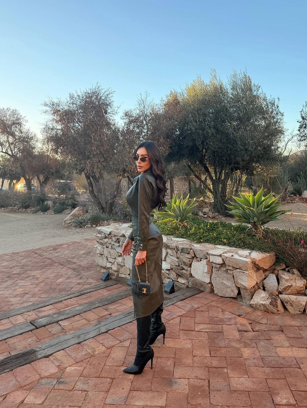 Post 2 by K E L L Y   C U E V A S on Instagram (carousel)
