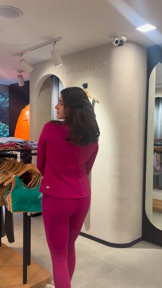 Post 5 by LUMA |  Activewear on Instagram (video)
