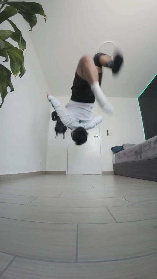 Post 5 by ACORDEON | CAPOEIRA on Instagram (video)