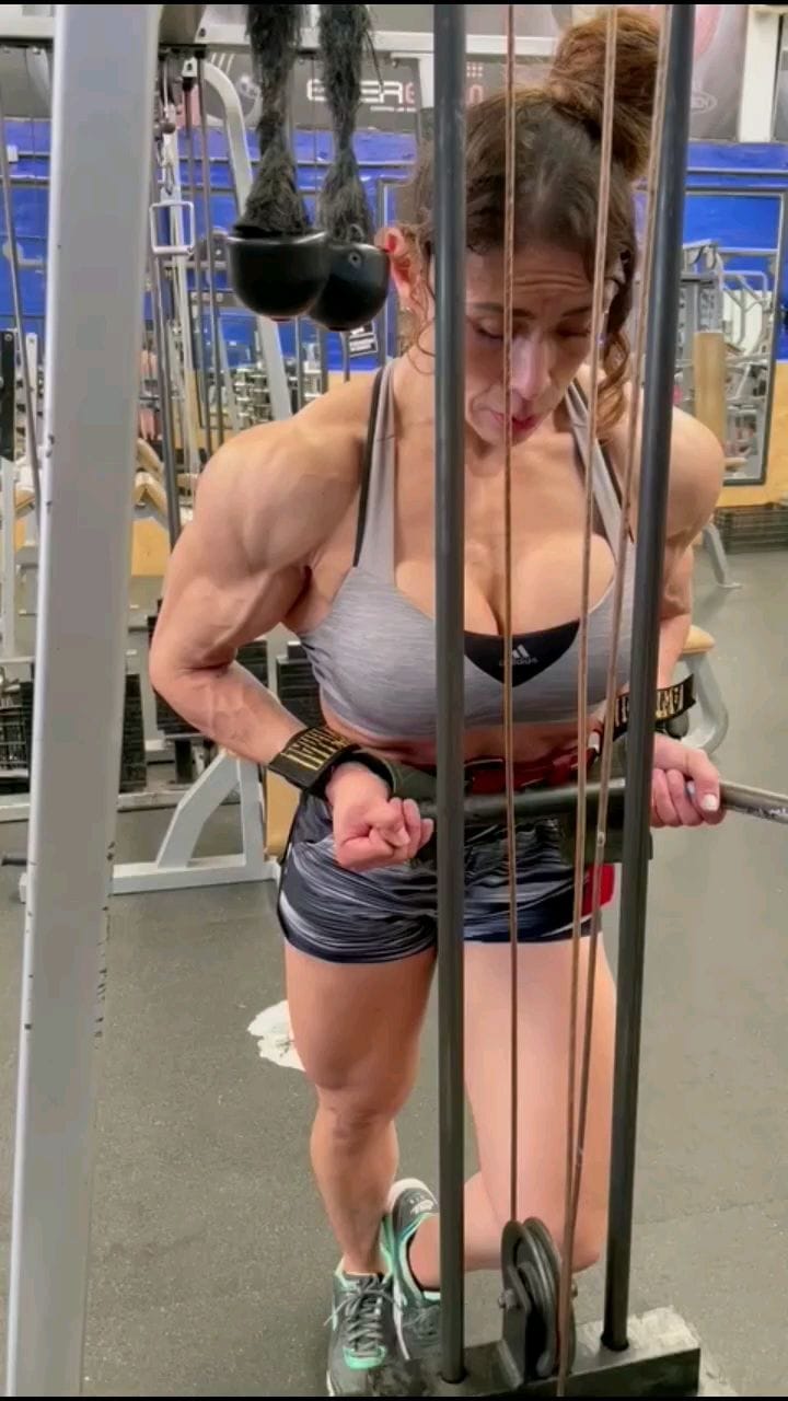 Post 10 by Gabyota Badillo🦋 Atleta Natural on Instagram (video)