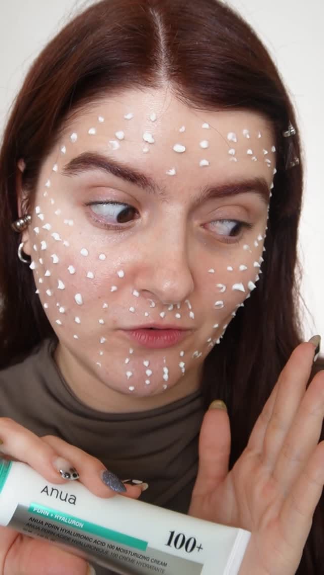 Post 7 by Rocío Solloa Makeup on Instagram (video)