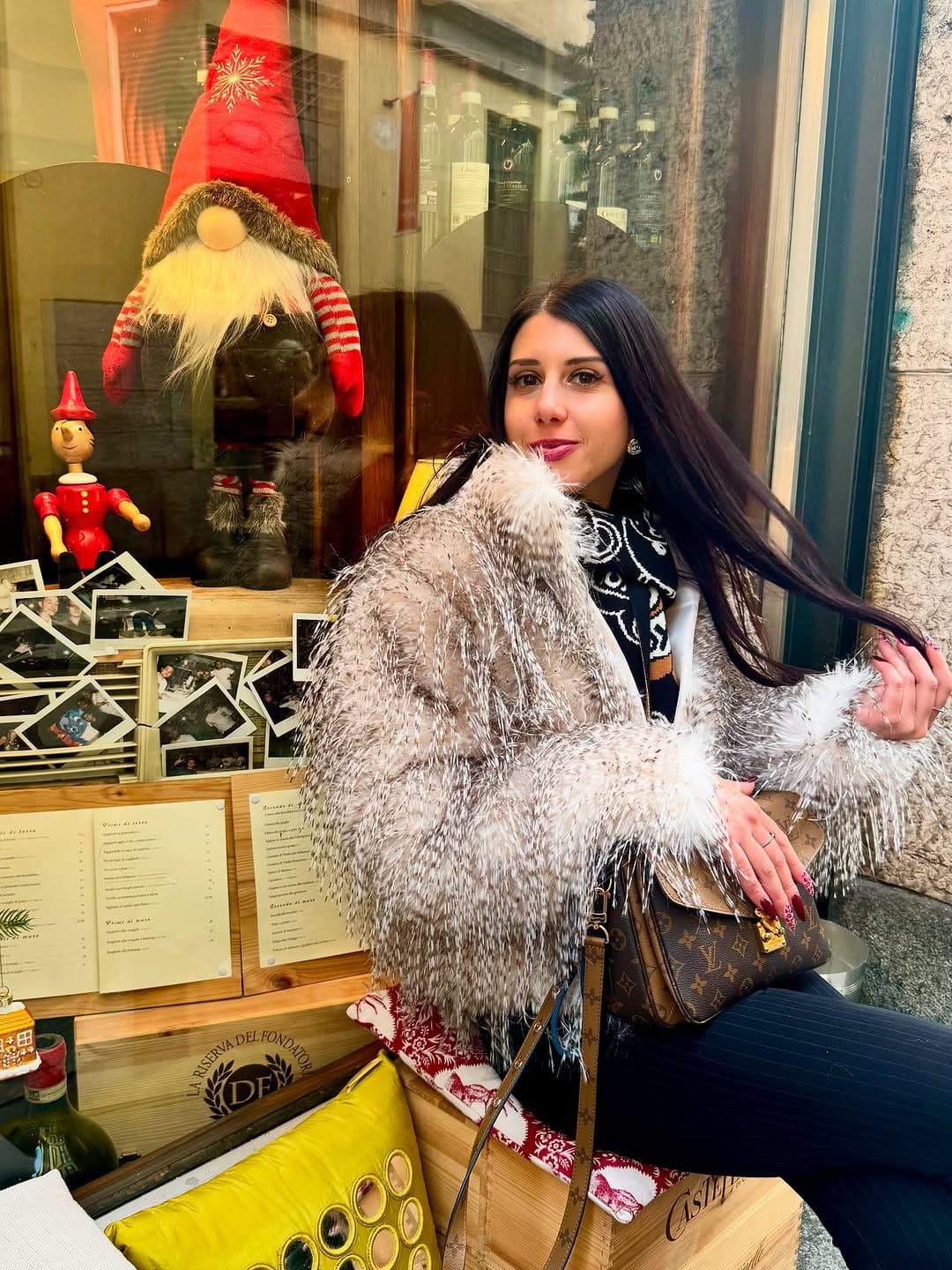 Post 7 by Martina Grande ®💙 Beauty & Fashion Content Creator ✨ on Instagram (carousel)