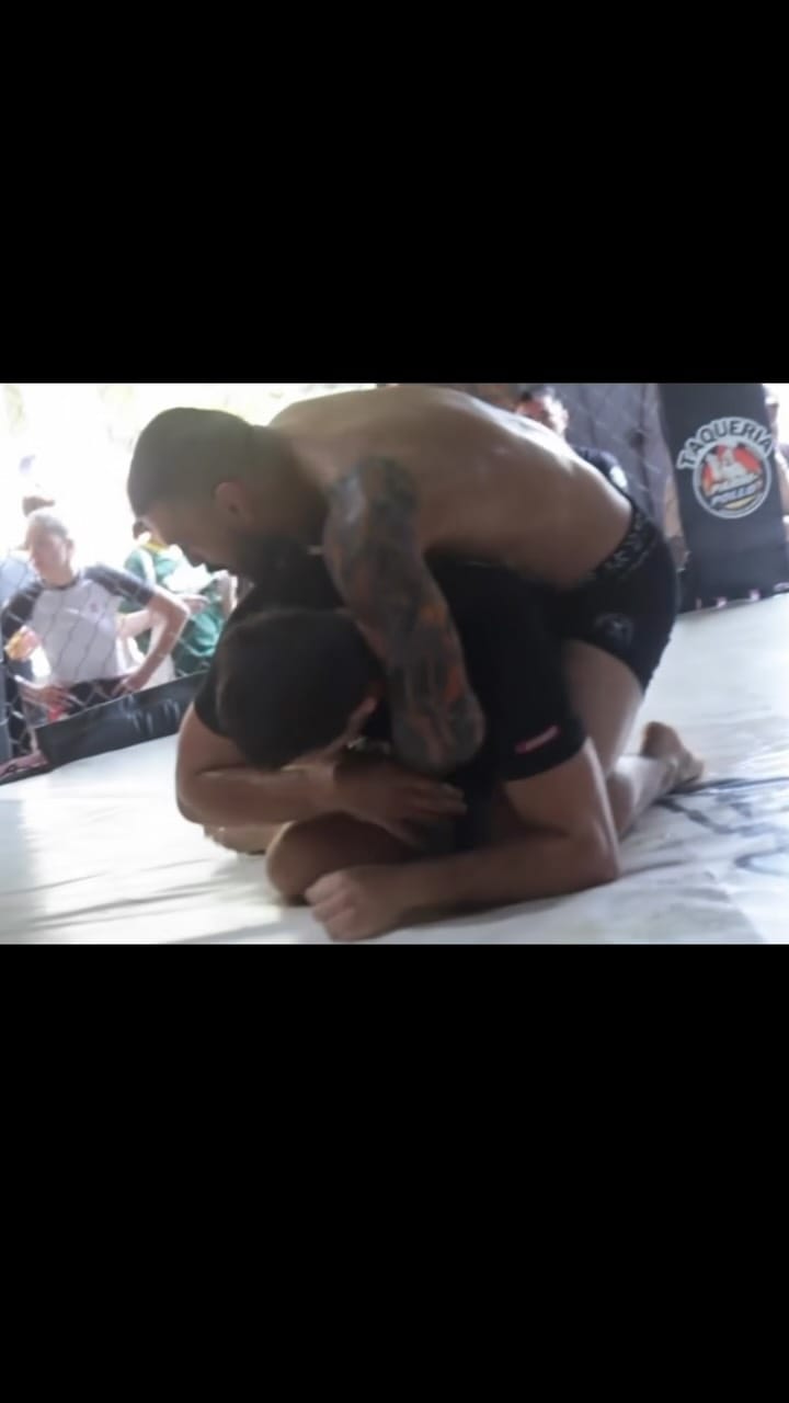 Post 4 by Hugo Hooligan Flores  🇲🇽 on Instagram (video)