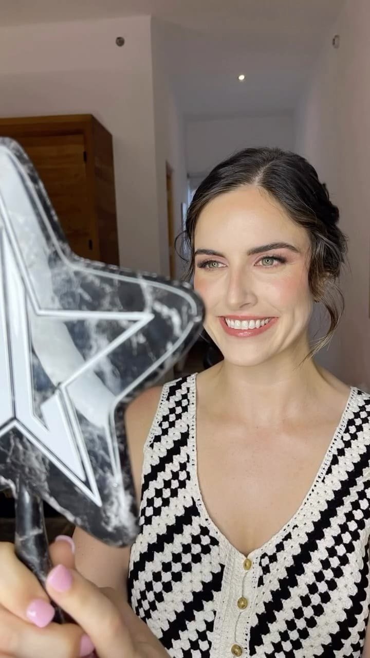 Post 1 by Cherry Sunset Beauty on Instagram (video)