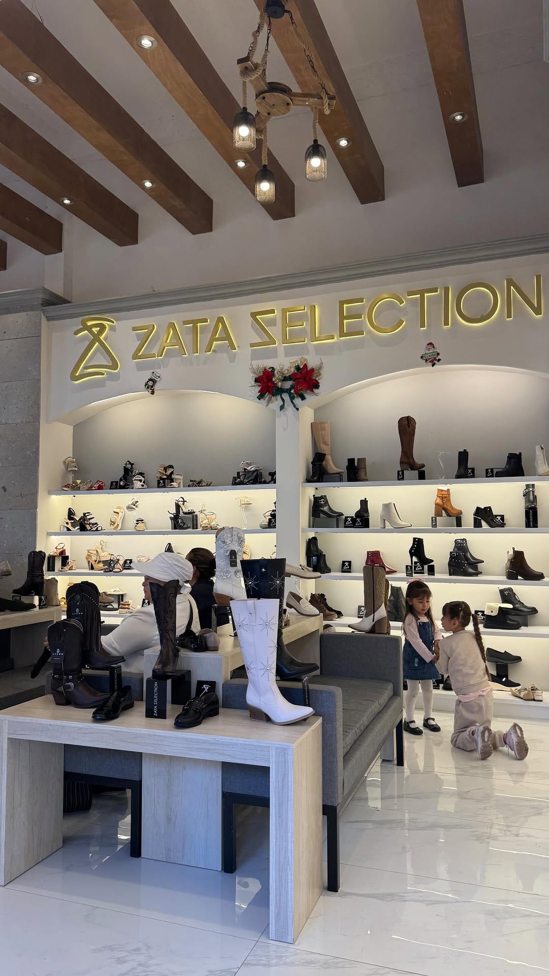 Post 5 by Zata Selection on Instagram (video)