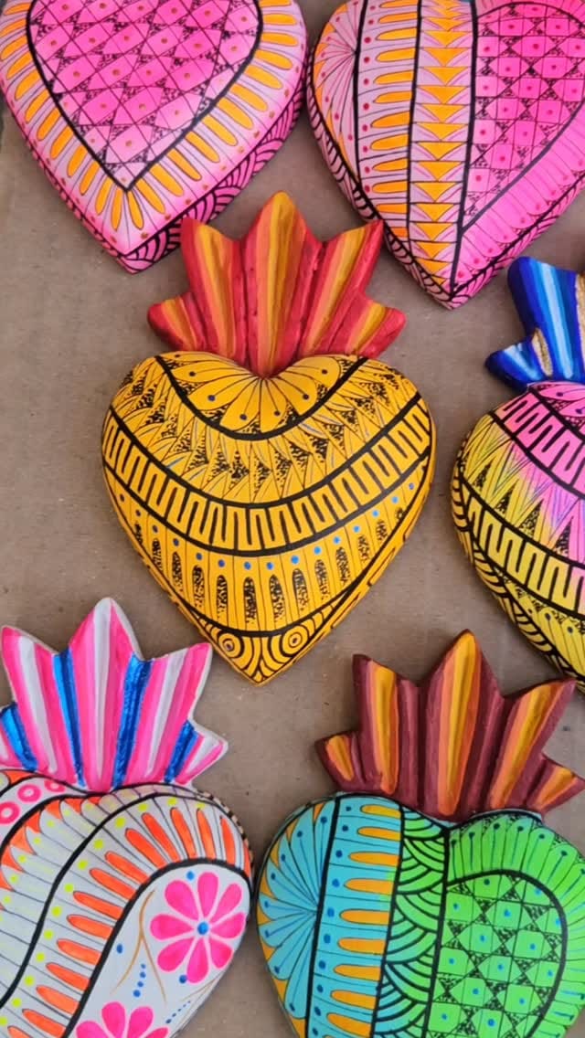 Post 1 by México Lindo Artesanías on Instagram (video)