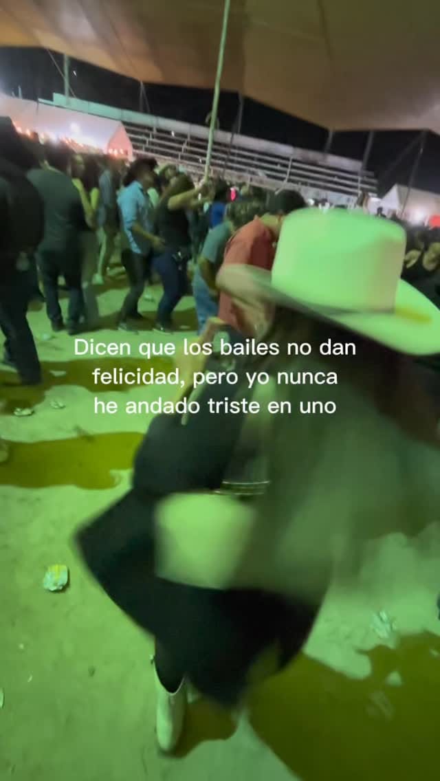 Post 5 by Yohana Ibañez ☻ on Instagram (video)