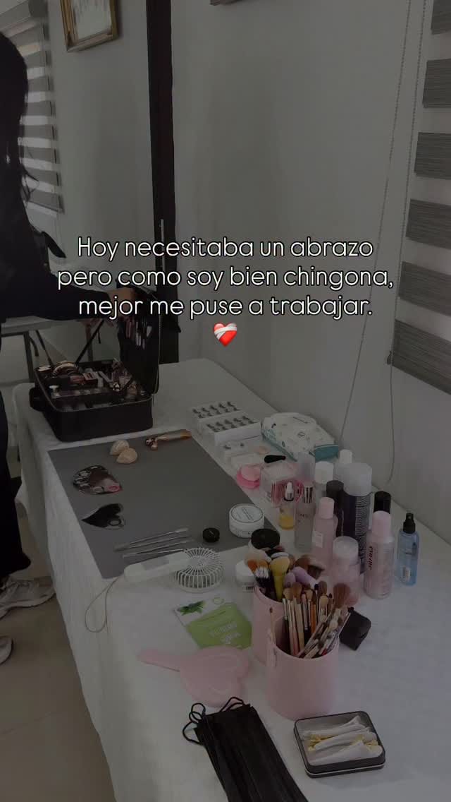Post 4 by Dore Barraza Makeup Artist on Instagram (video)