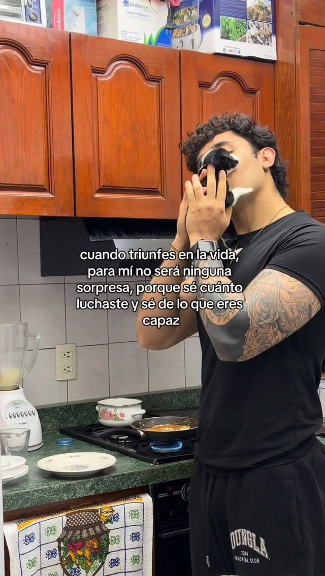 Post 3 by Mau Rubi on Instagram (video)