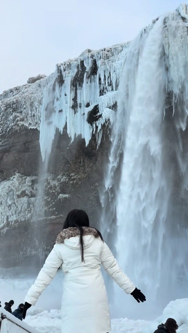 Post 4 by Leoni Angela on Instagram (video)