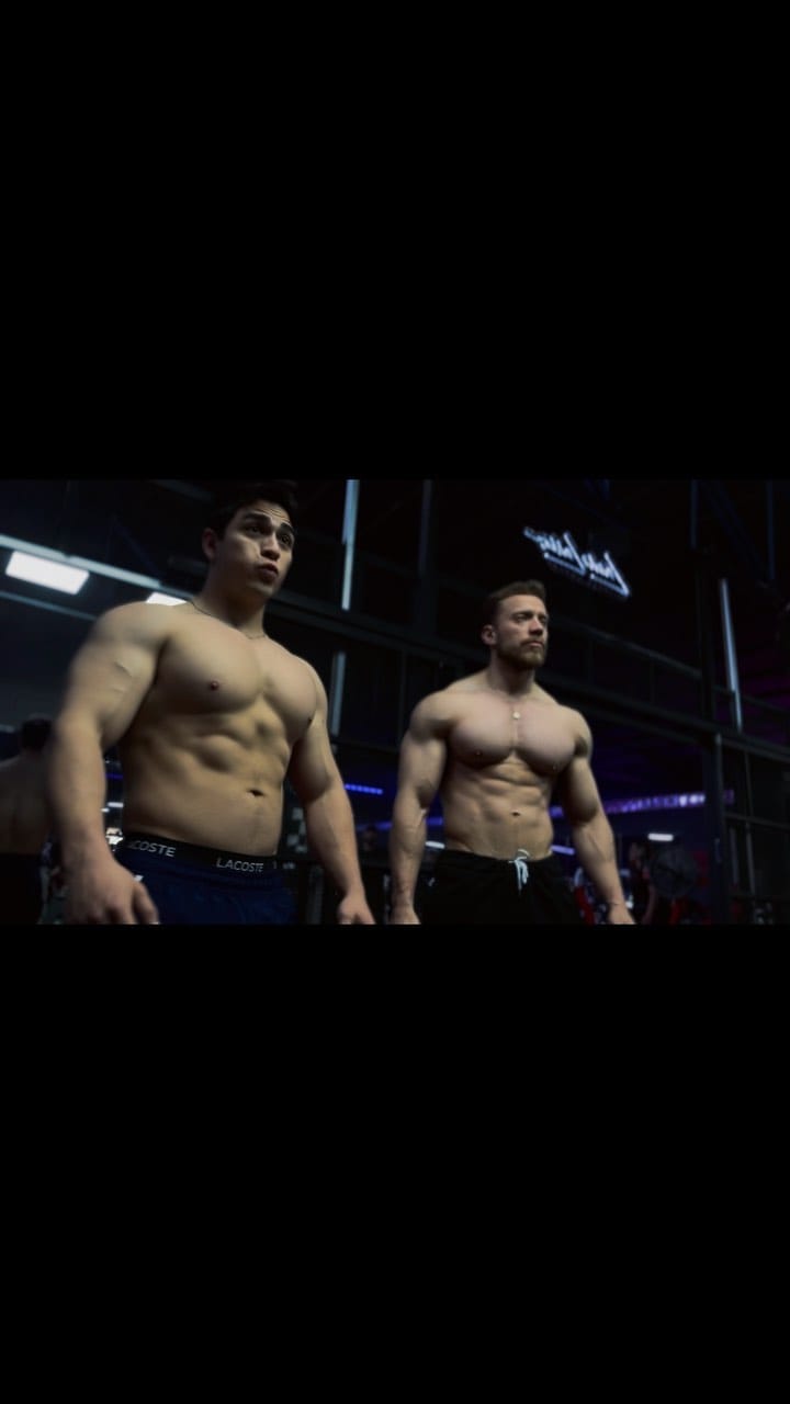 Post 6 by |🇲🇽|Oscar Robles|IFBB PRO on Instagram (video)