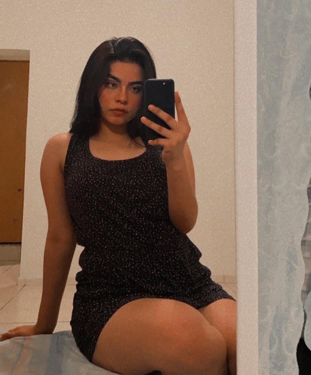 Post 8 by Fatima Julissa🍒 on Instagram (carousel)