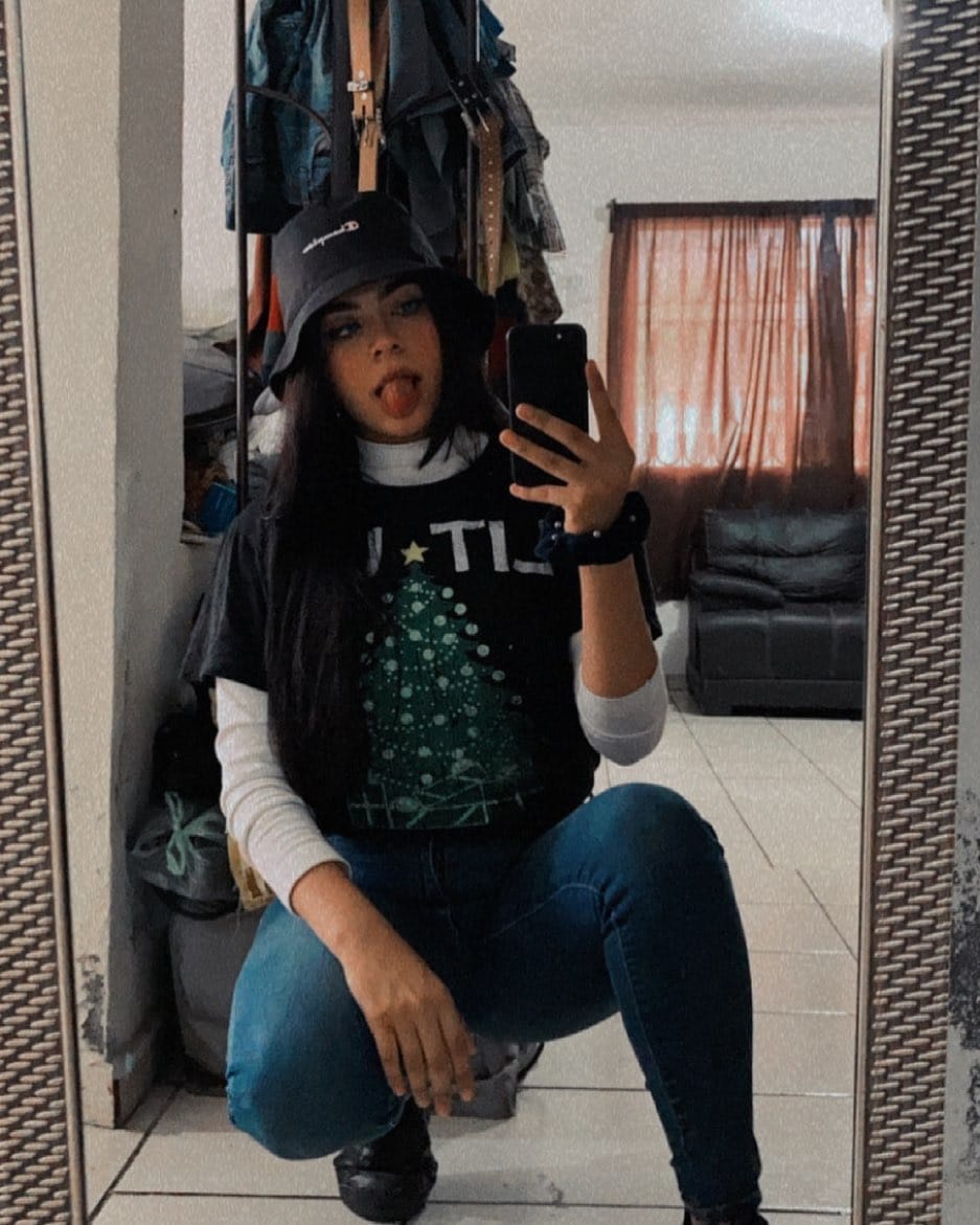Post 6 by Fatima Julissa🍒 on Instagram (image)
