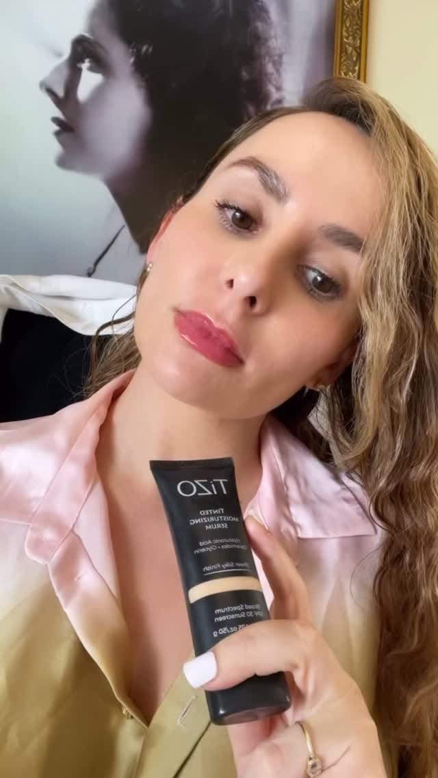 Post 8 by La Farmacia de Venus on Instagram (video)