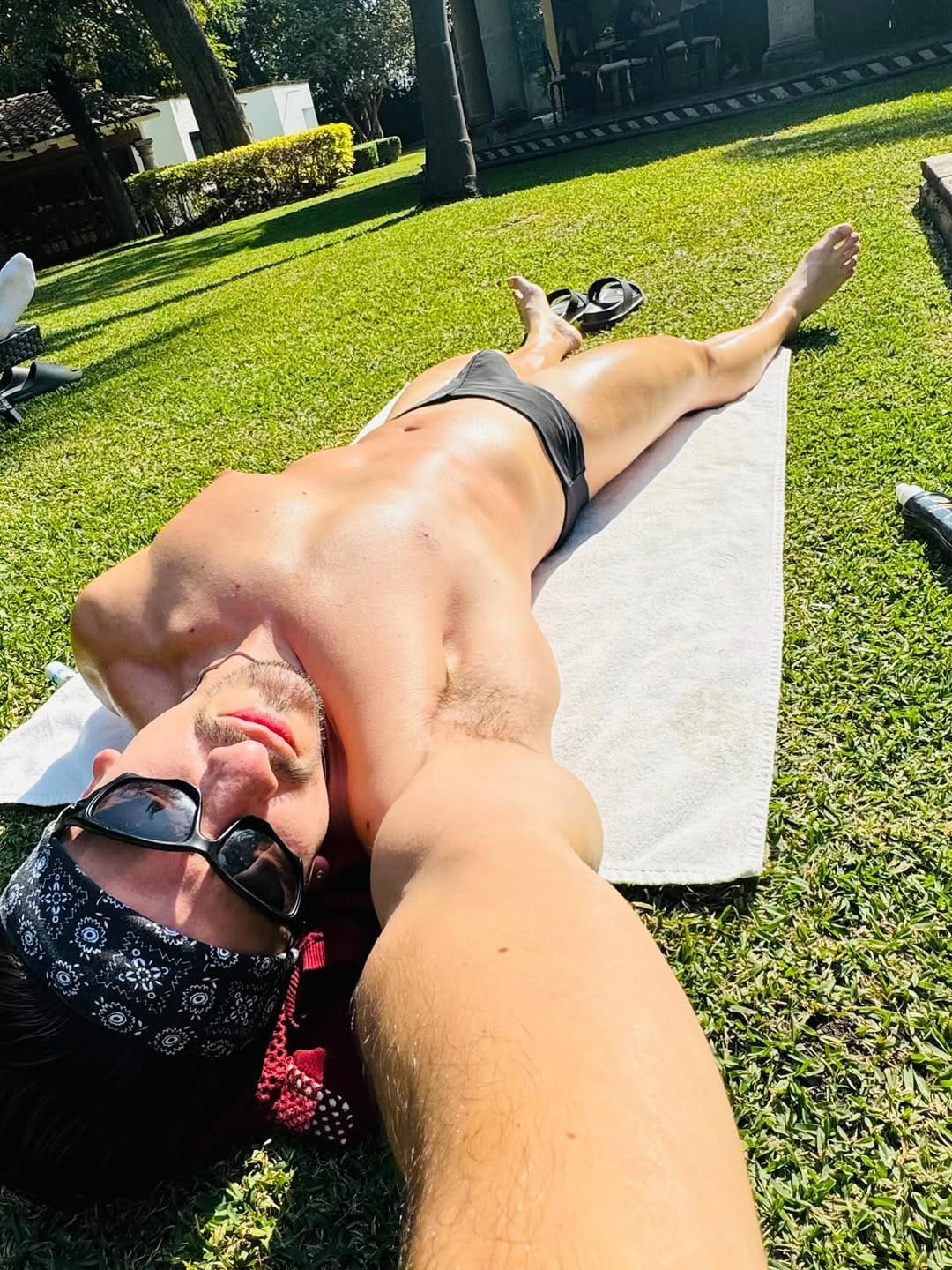 Post 3 by Armando Serrato on Instagram (image)