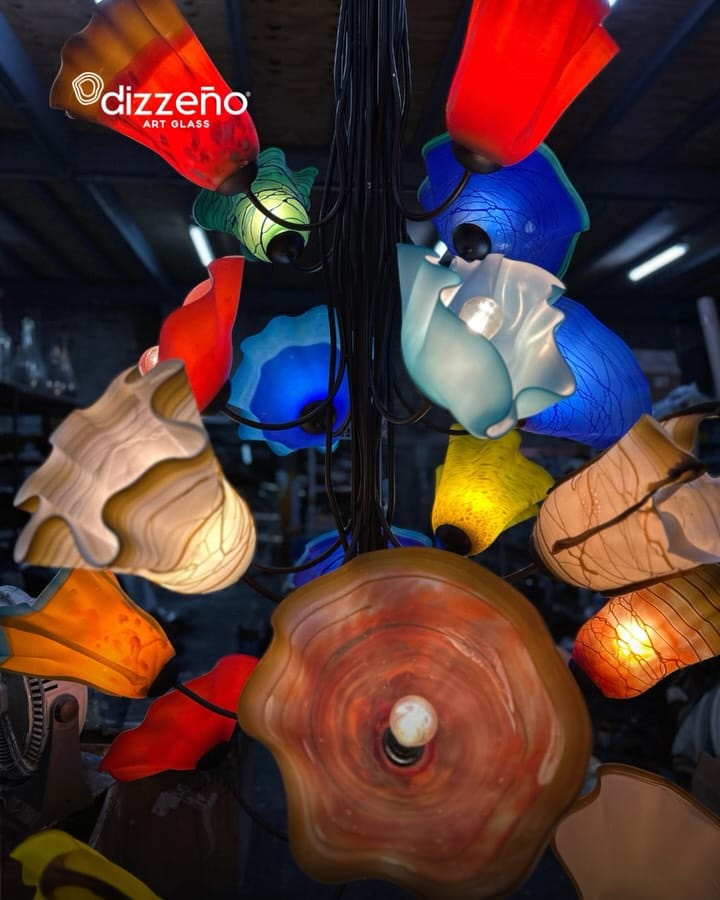 Post 6 by Dizzeño Art Glass • Decoración & Arte en Vidrio on Instagram (carousel)