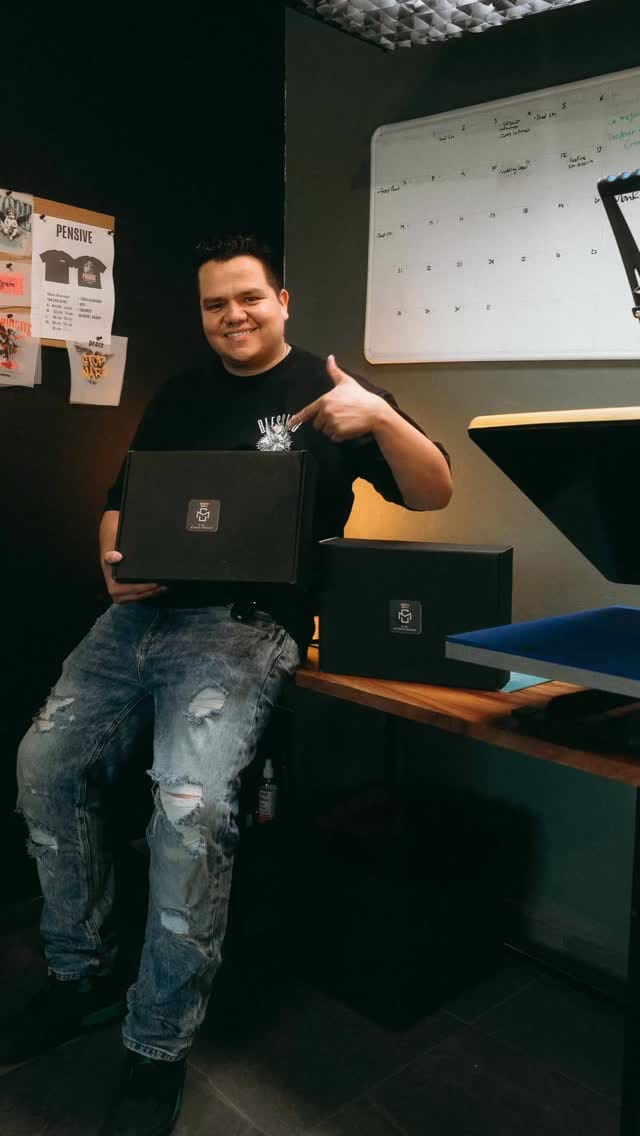 Post 1 by CM STREETWEAR 930 on Instagram (video)