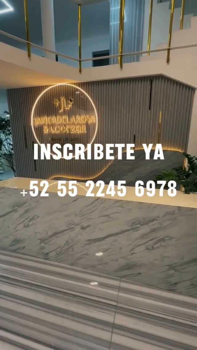 Post 2 by Javier de la Rosa Maquillista on Instagram (video)