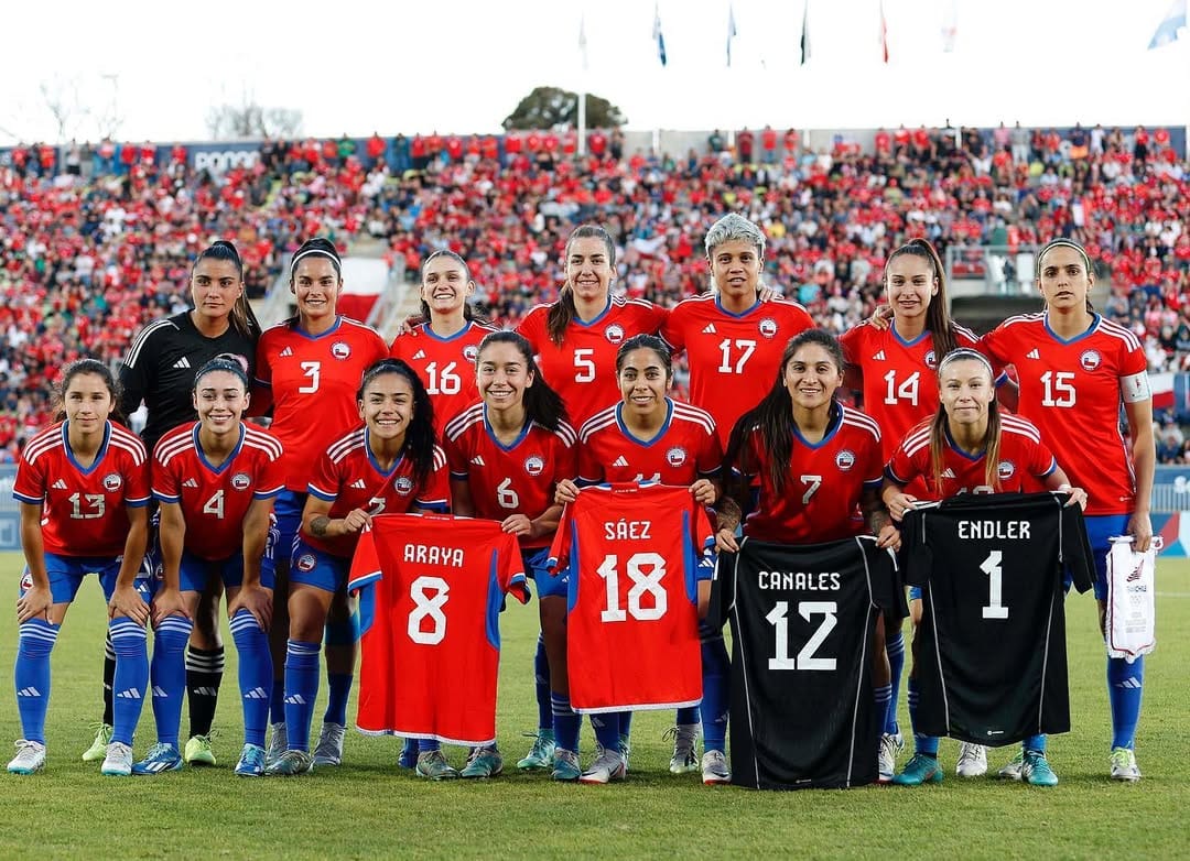 Post 9 by Fernanda Pinilla Roa 🌴⚽️ on Instagram (carousel)